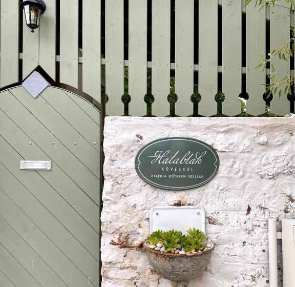 بنسيون Hatablak Köveskál