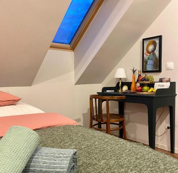 بنسيون Hatablak Köveskál