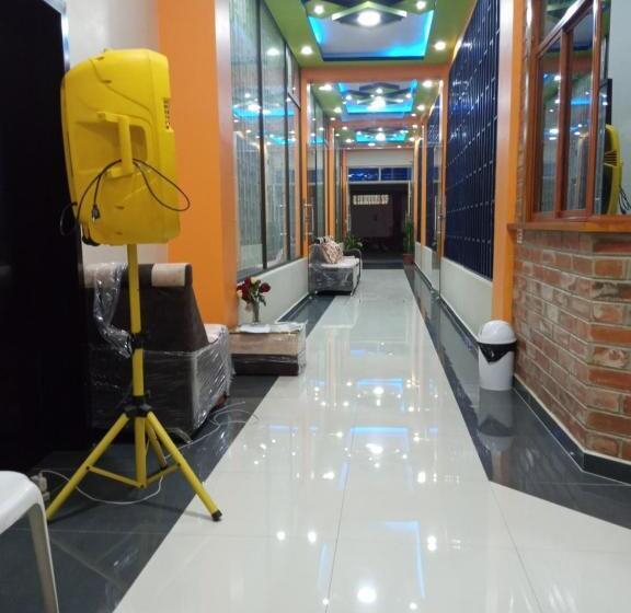 Пансион Hostal Confort Real