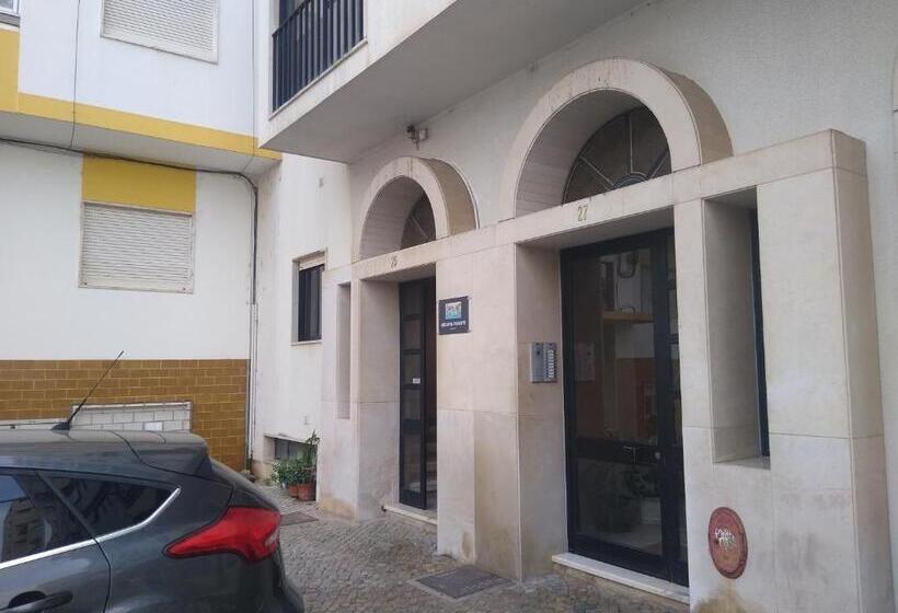 Пансион Melaya Private Rooms