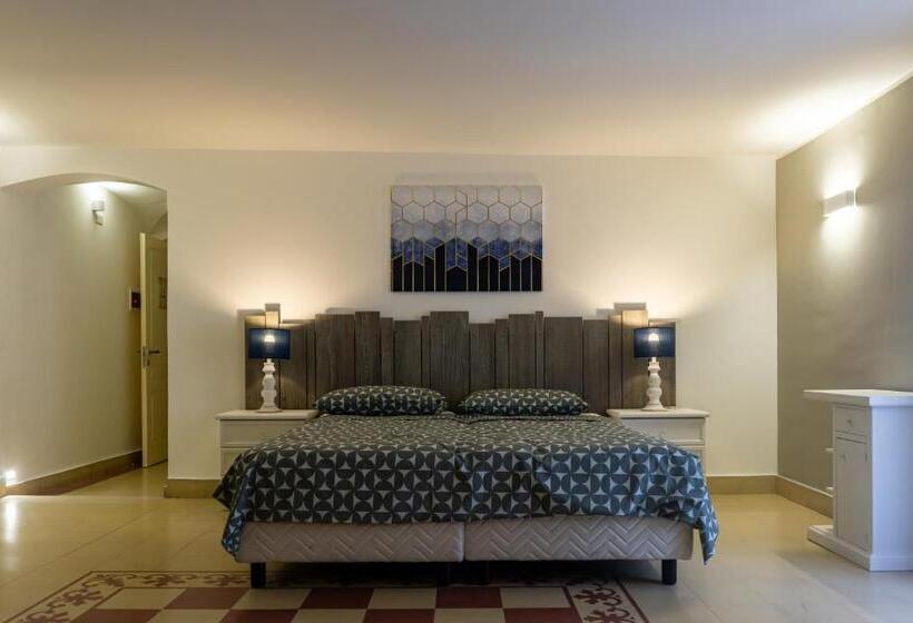 بنسيون Mi Tú Apartments