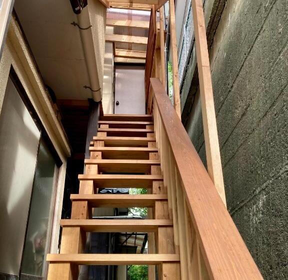 פנסיון Nostime Lodge 女性限定 Female Only