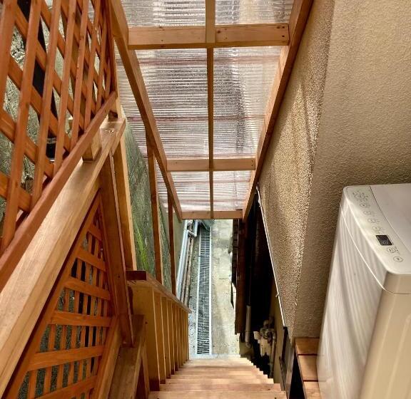 פנסיון Nostime Lodge 女性限定 Female Only