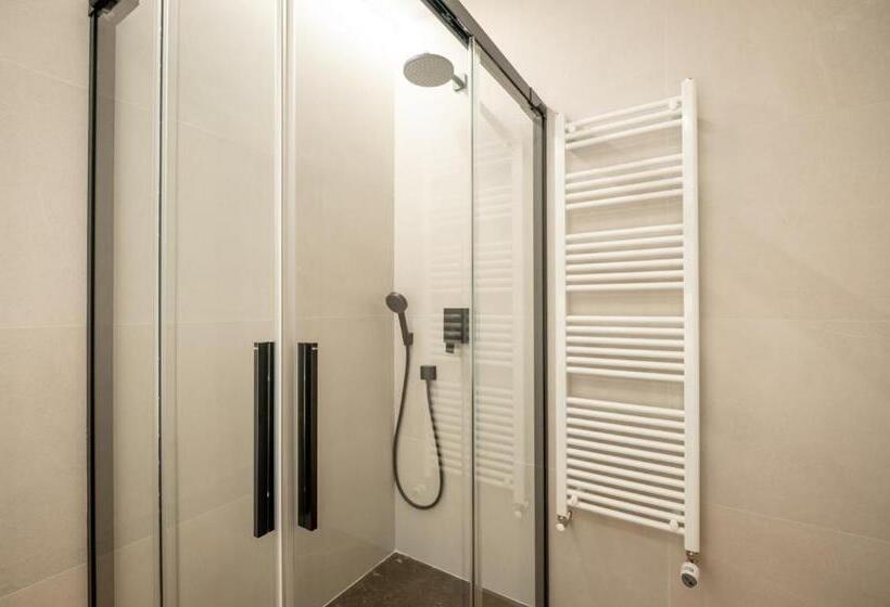 פנסיון Principe De Vergaras Lujo En El Centro De Logroño