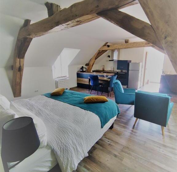 بنسيون Room In House   Undefined