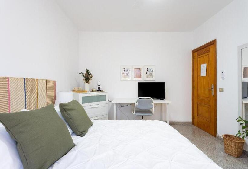 פנסיון Eden Rentals 104 Surfy Stylish Bed&coffee Balcony