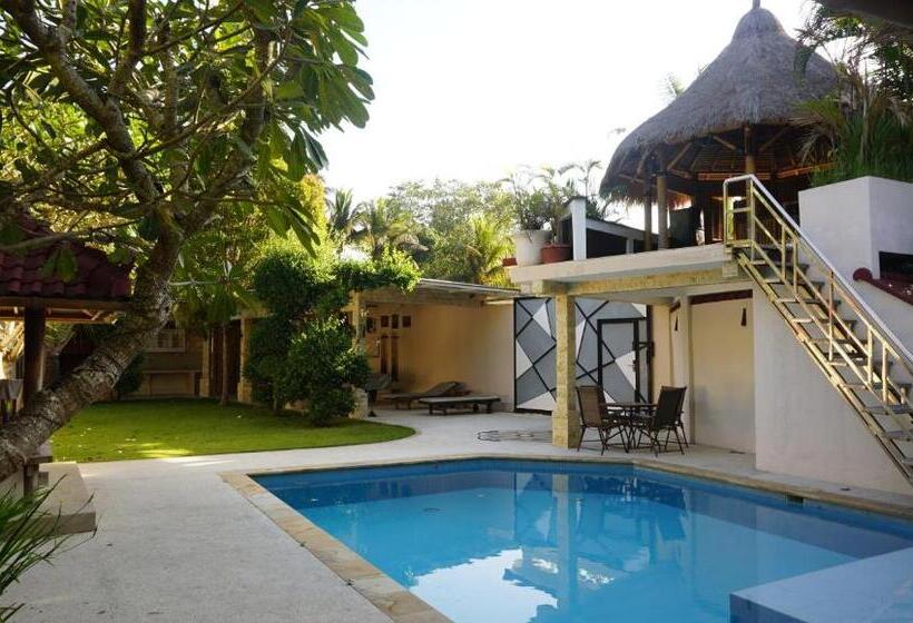 ペンション Timbe Bakong Villas