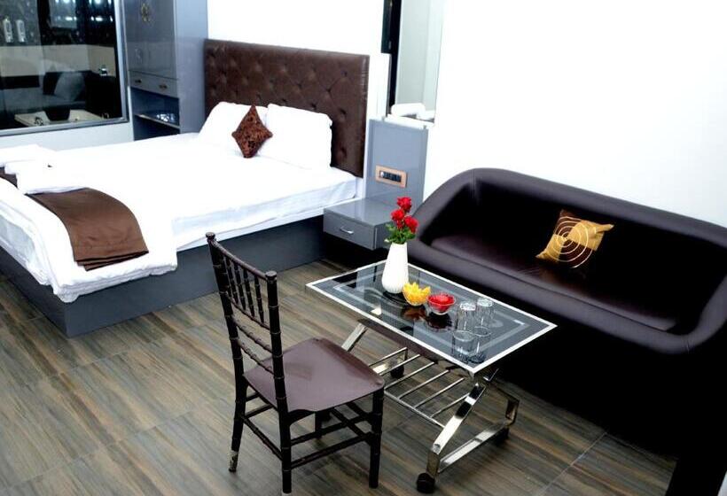 Relax Beach Resort