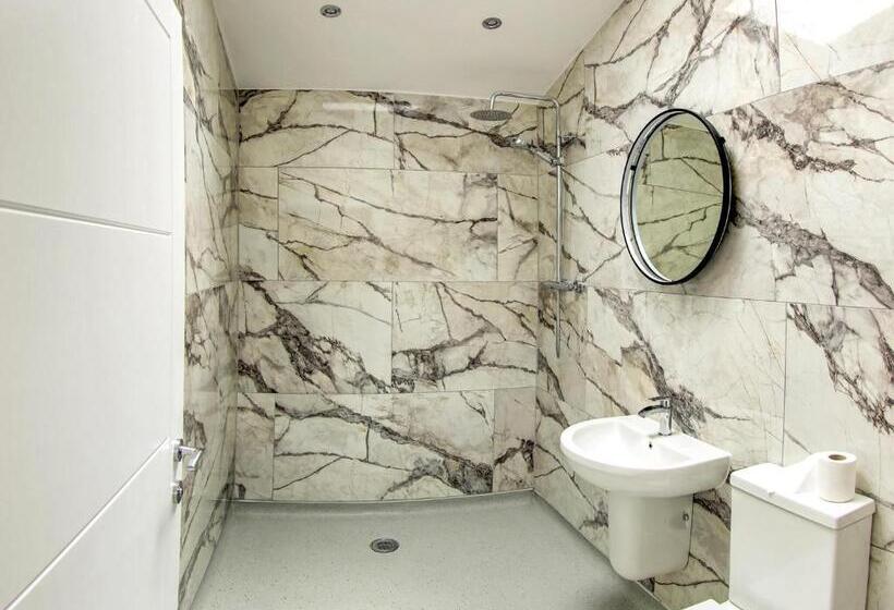 אתר נופש Noahs Retreat