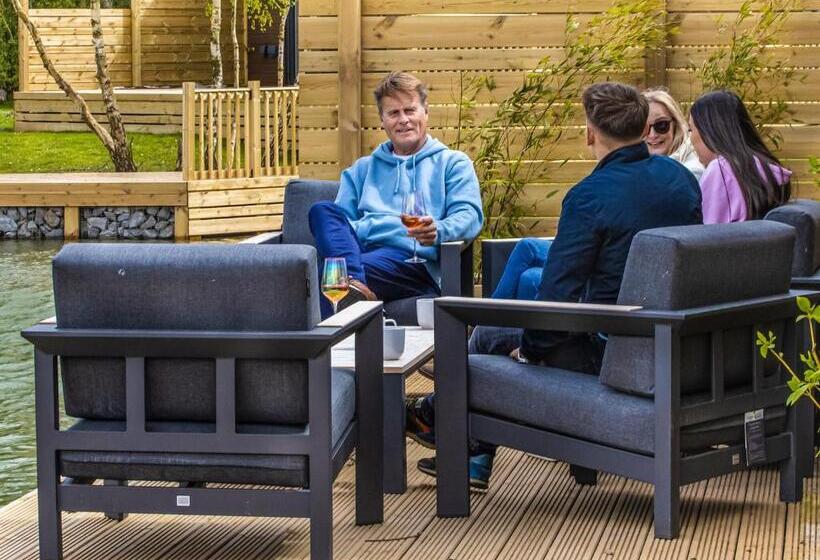 リゾートホテル Noahs Retreat