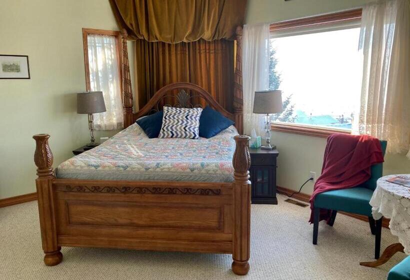 Rocky Mountain View Bed & Breakfast