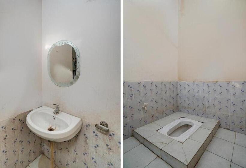 Spot On Hotel Live In