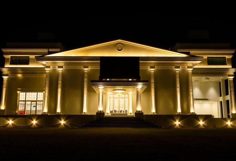 The Grand Monarch Hotel, Ujjain