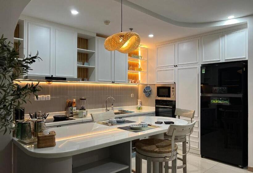 Uphoenix Home  Hado Centrosa Garden