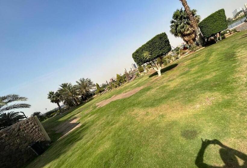 كمبوند ابراج الخليج البحر الأعظم