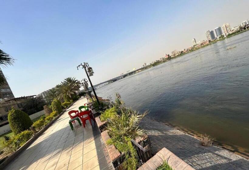 كمبوند ابراج الخليج البحر الأعظم