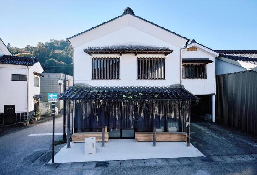 הוסטל 小鳩屋