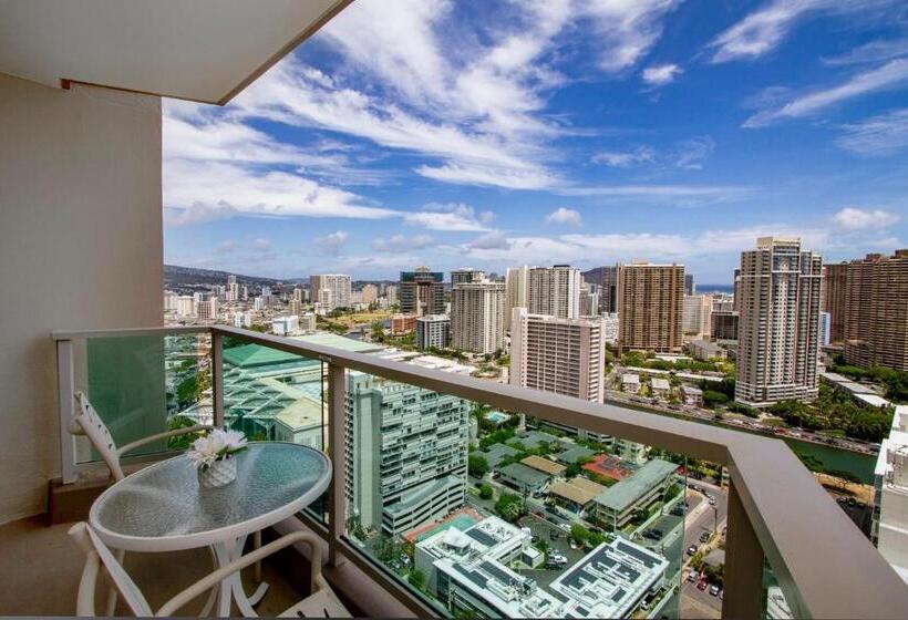 فندق صغير Ocean Views From Balcony Walk To Beach And Mall 3024