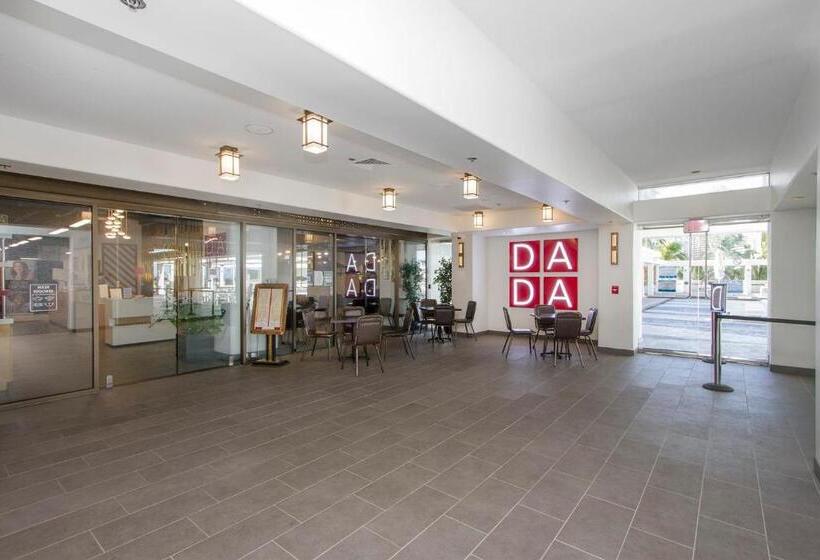 فندق صغير Ocean Views From Balcony Walk To Beach And Mall 3024