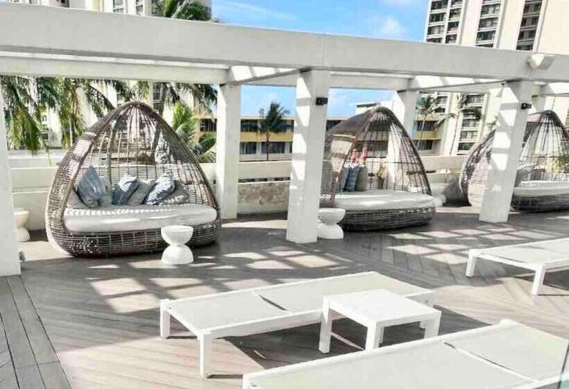 فندق صغير Ocean Views From Balcony Walk To Beach And Mall 3024