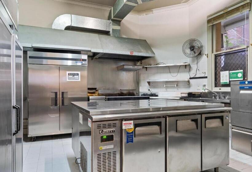 호스텔 Azzurro Pod Hotel City Darling Harbour