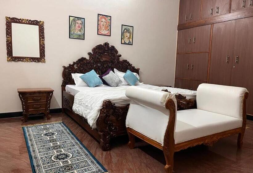 Amayaa Courtyard Homestay
