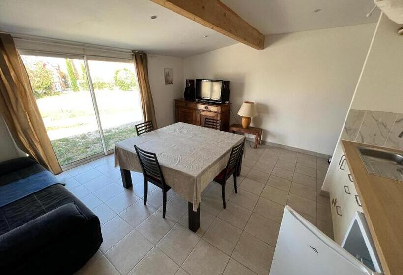 مبيت وإفطار Chambre D Hôte Les Murailles