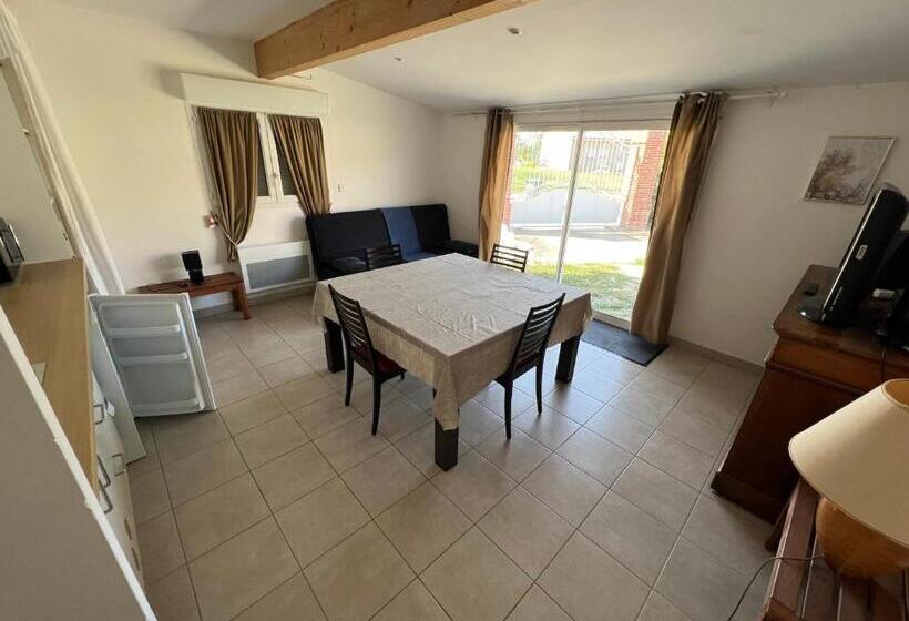 مبيت وإفطار Chambre D Hôte Les Murailles