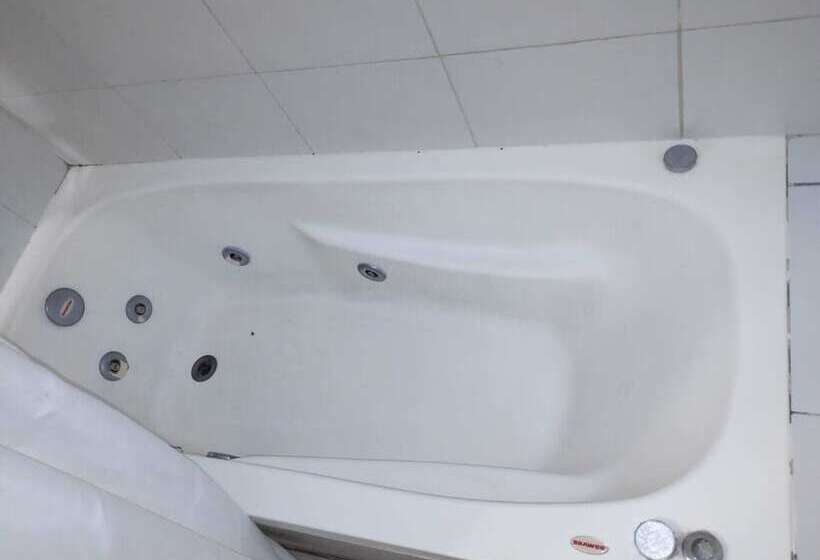 ベッドアンドブレックファースト Houselyon