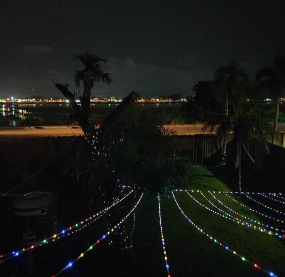 مبيت وإفطار Jenny Airport Lounge