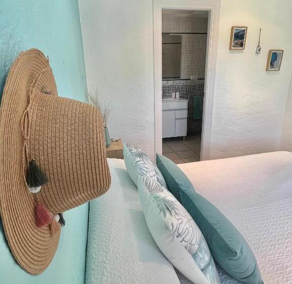 住宿加早餐  La Puerta Azul