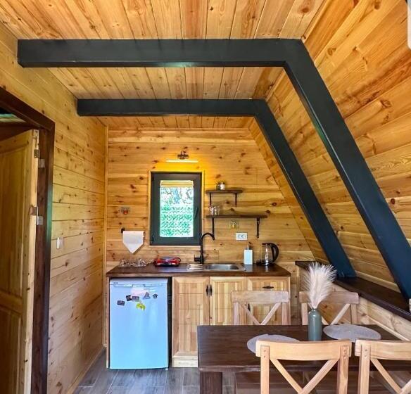 住宿加早餐  Teona Kartepe Bungalov