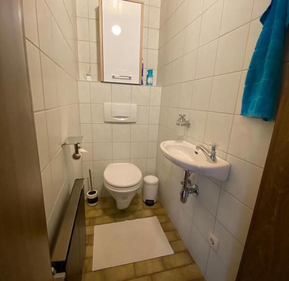 مبيت وإفطار Zimmer Haus Christina