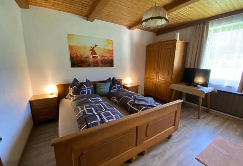 مبيت وإفطار Zimmer Haus Christina