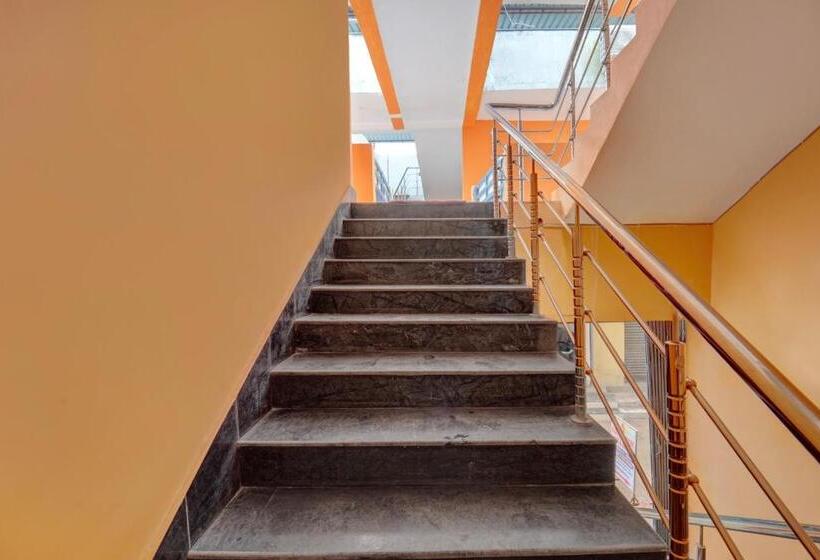 Super Collection O Siddhi Vinayak Hotel & Banquets