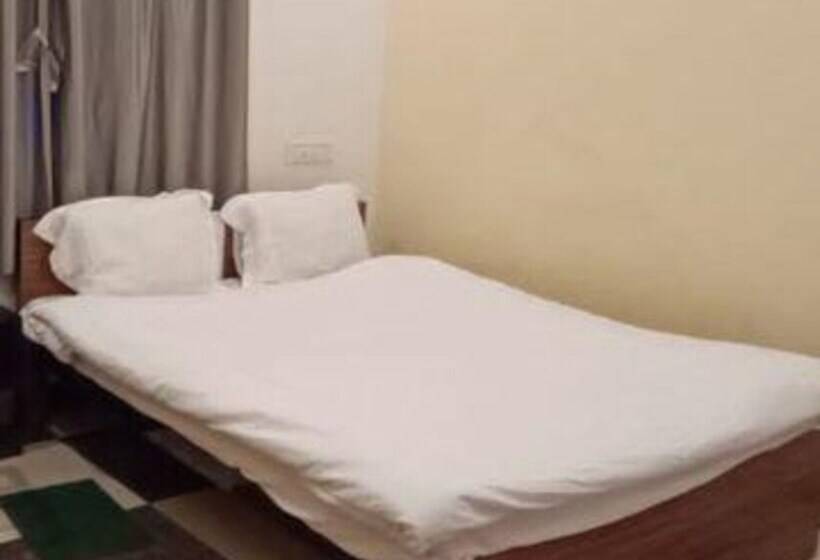 Fabhotel Ocean Bird