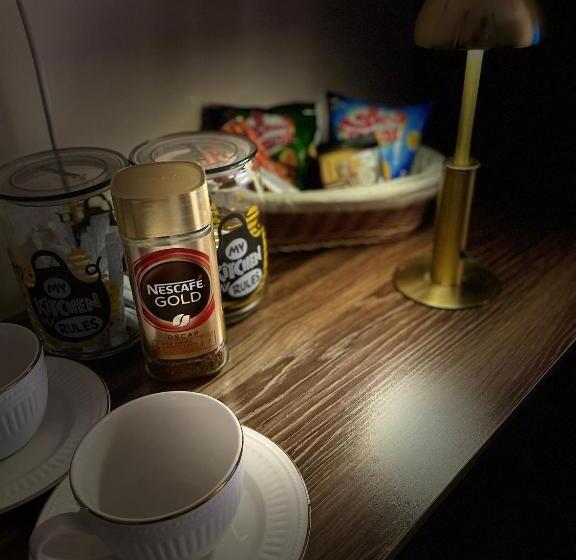 酒店 استديو عائلي بمدخل خاص ودخول ذاتي