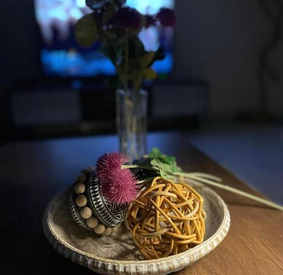 酒店 استديو عائلي بمدخل خاص ودخول ذاتي