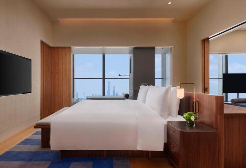 Отель Artyzen New Bund 31 Shanghai Qiantan