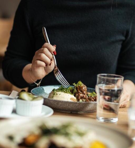 Отель Barken Lodge