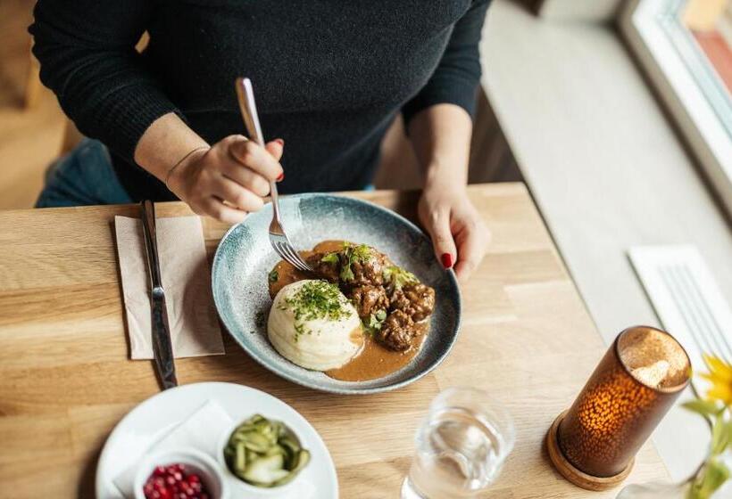 Отель Barken Lodge