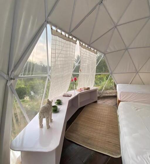 Отель Borobudur Luxury Glamping