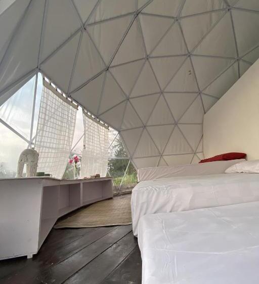 Отель Borobudur Luxury Glamping