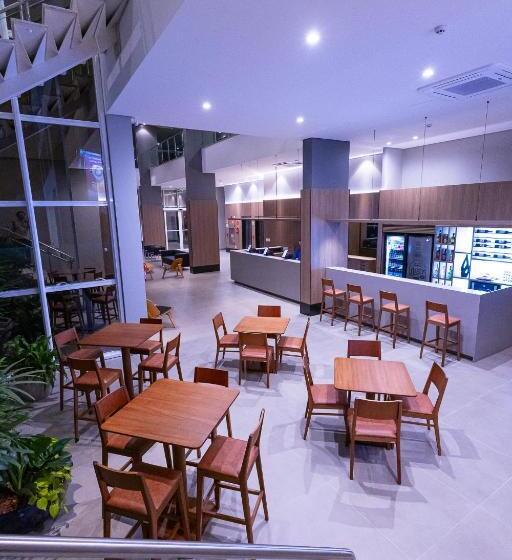 فندق Caiuá Blumenau