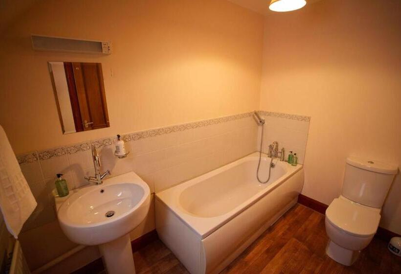 Капсульный Oтель Woodlands House