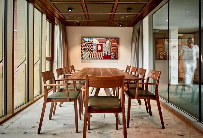 ホテル Dorfhus Gupf