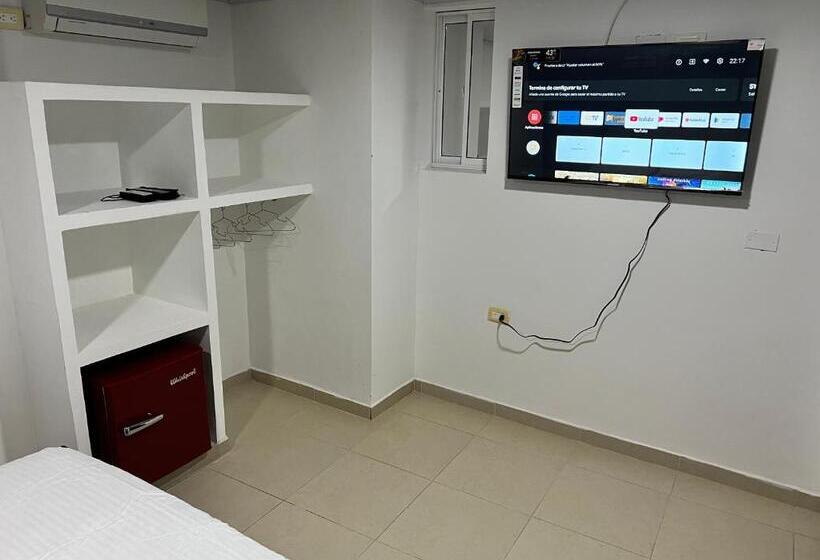 هتل Entre Parques