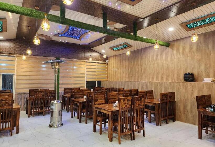 فندق Hayat Residency