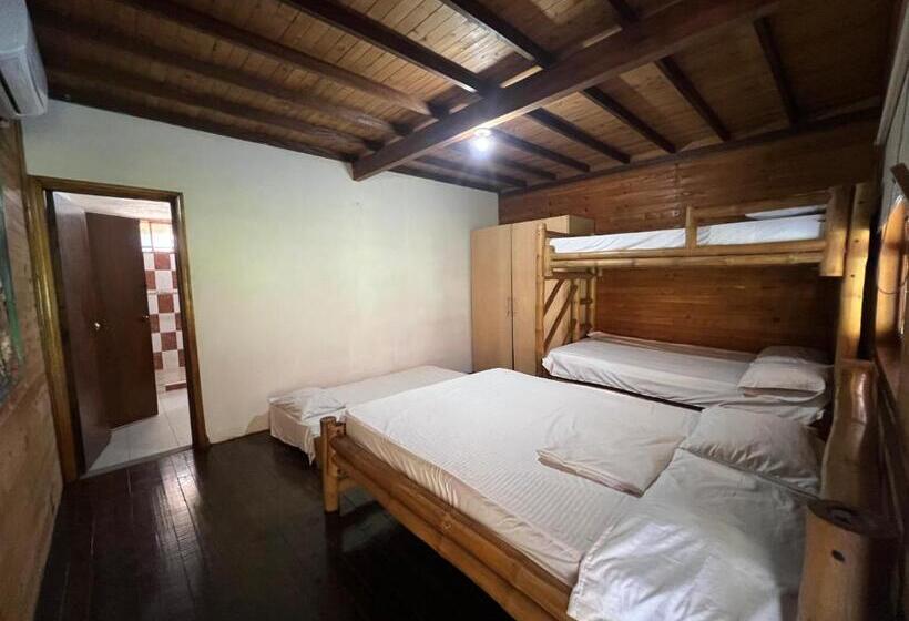 ホテル Hostal La Cabaña De Polo