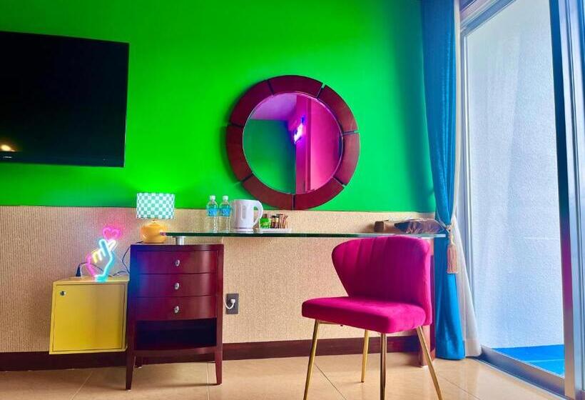 בית מלון כפרי Hundred Days